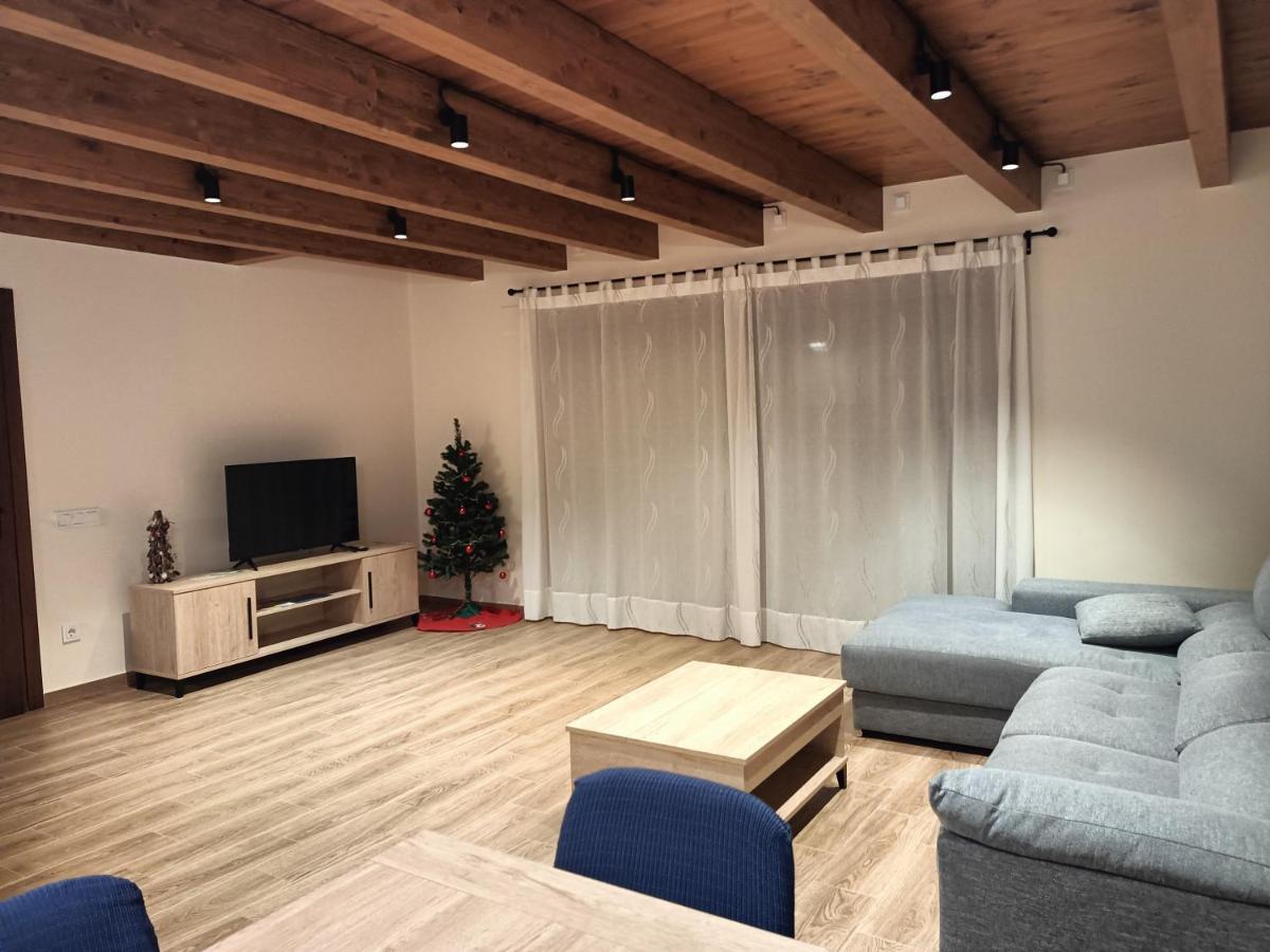 Appartamento Rural Berros La Guingueta D'Aneu Esterno foto