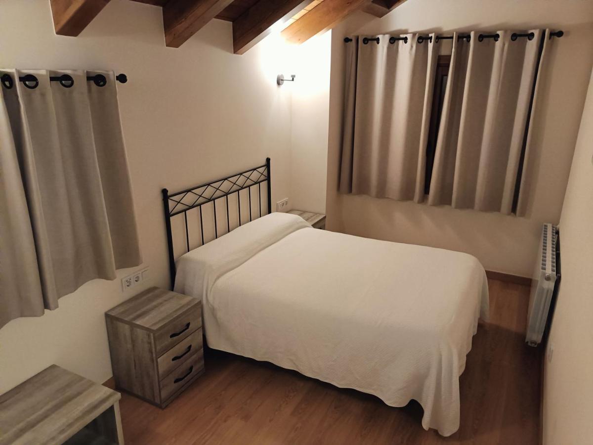 Appartamento Rural Berros La Guingueta D'Aneu Esterno foto